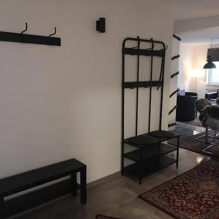 Jonas Apartment *